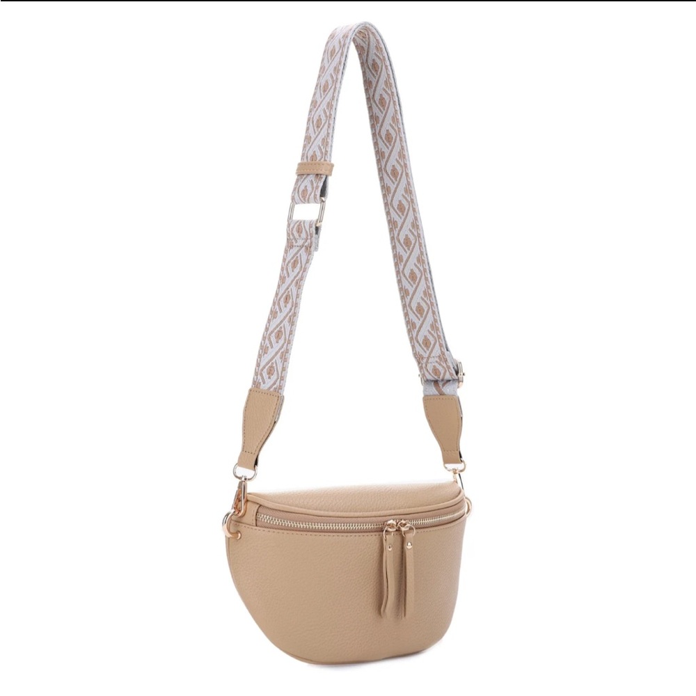 NWT SUGU Sydney Crossbody Sling Bag with Guitar Webbing Strap